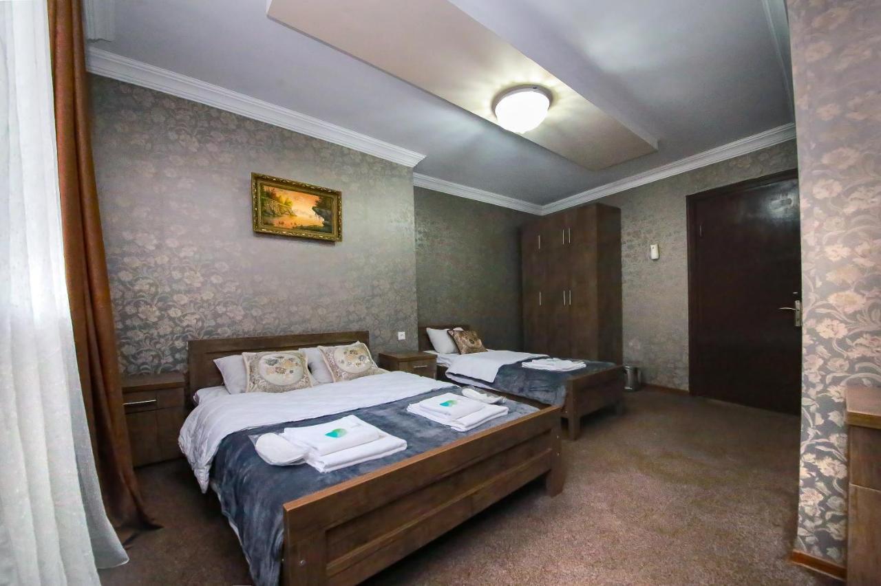 Royal Hotel Tbilisi Luaran gambar
