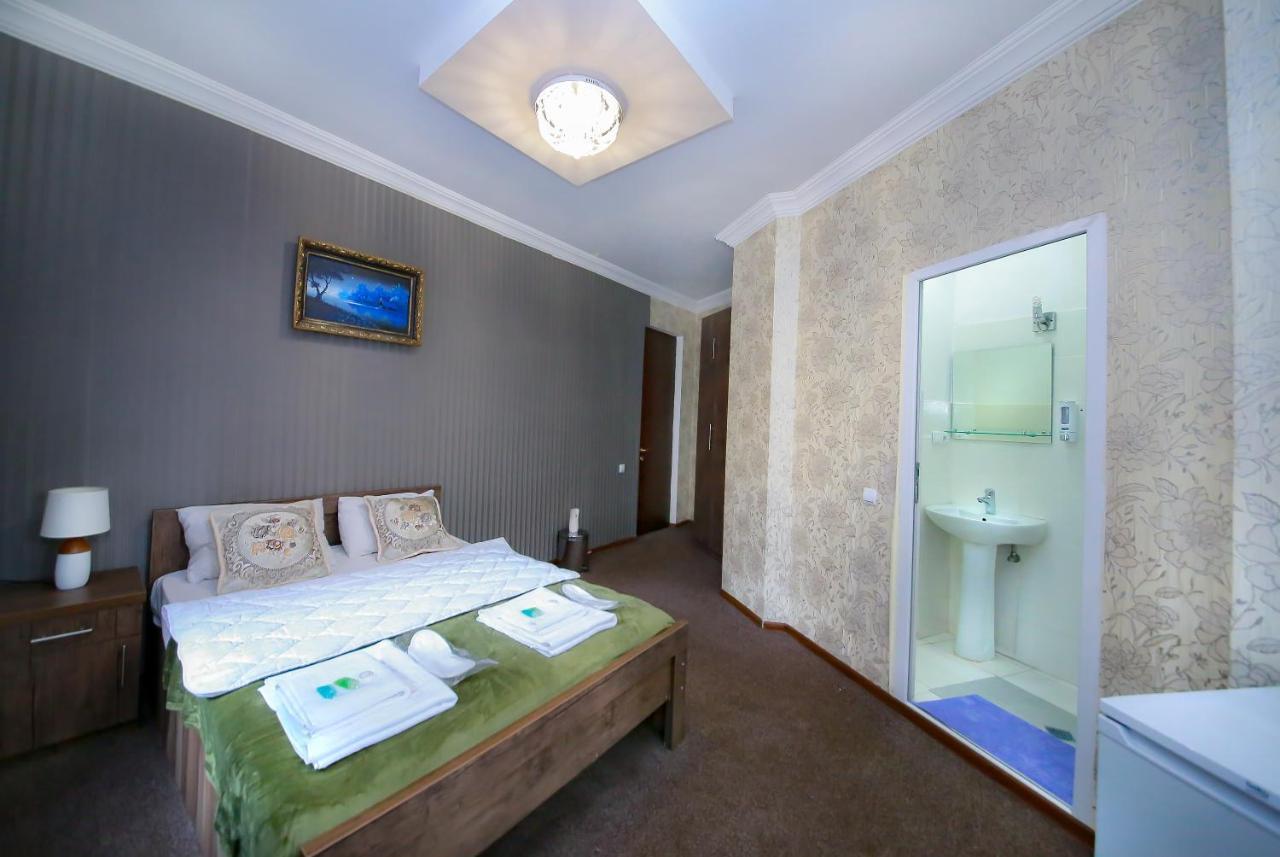 Royal Hotel Tbilisi Luaran gambar