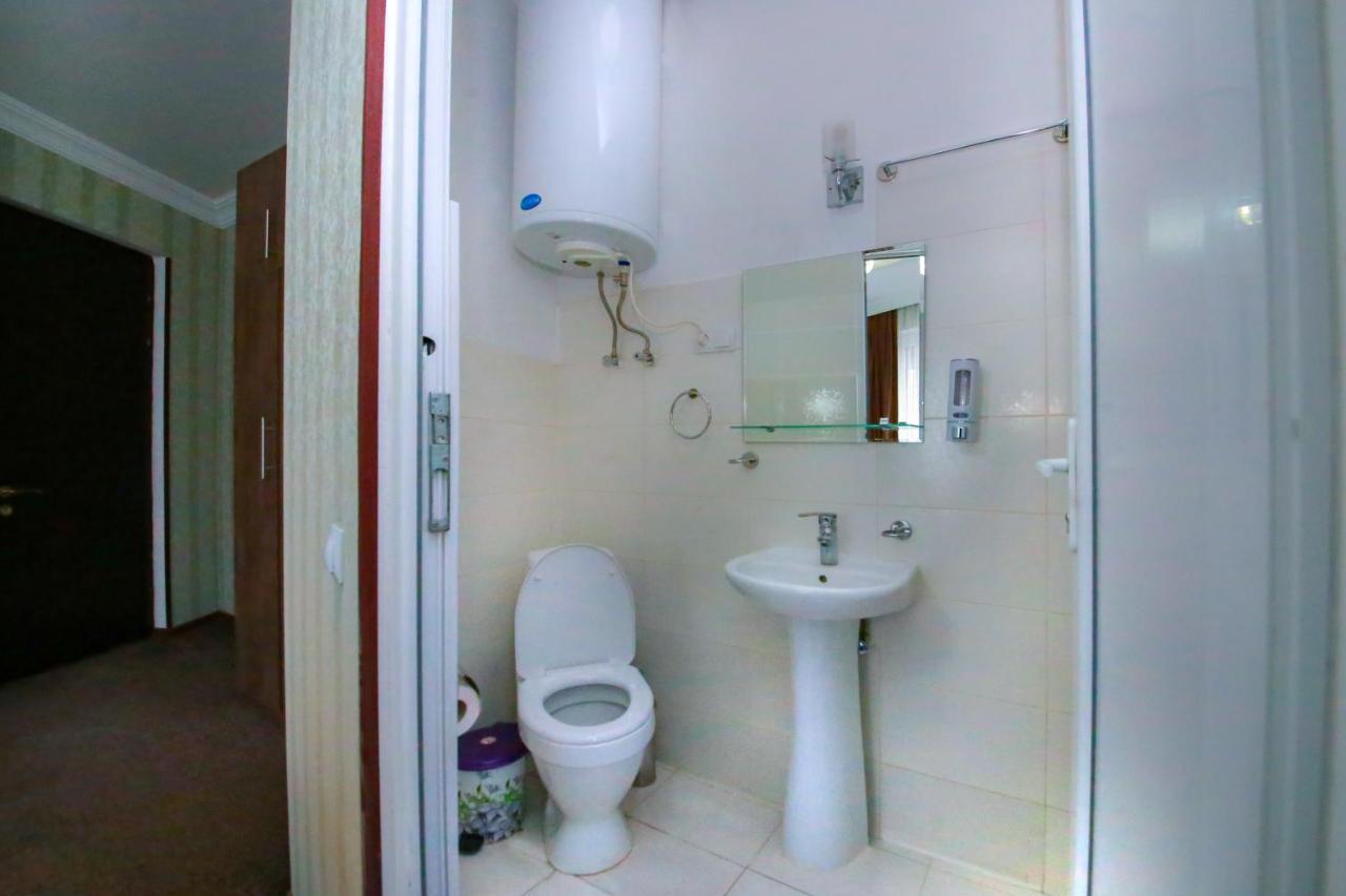 Royal Hotel Tbilisi Luaran gambar